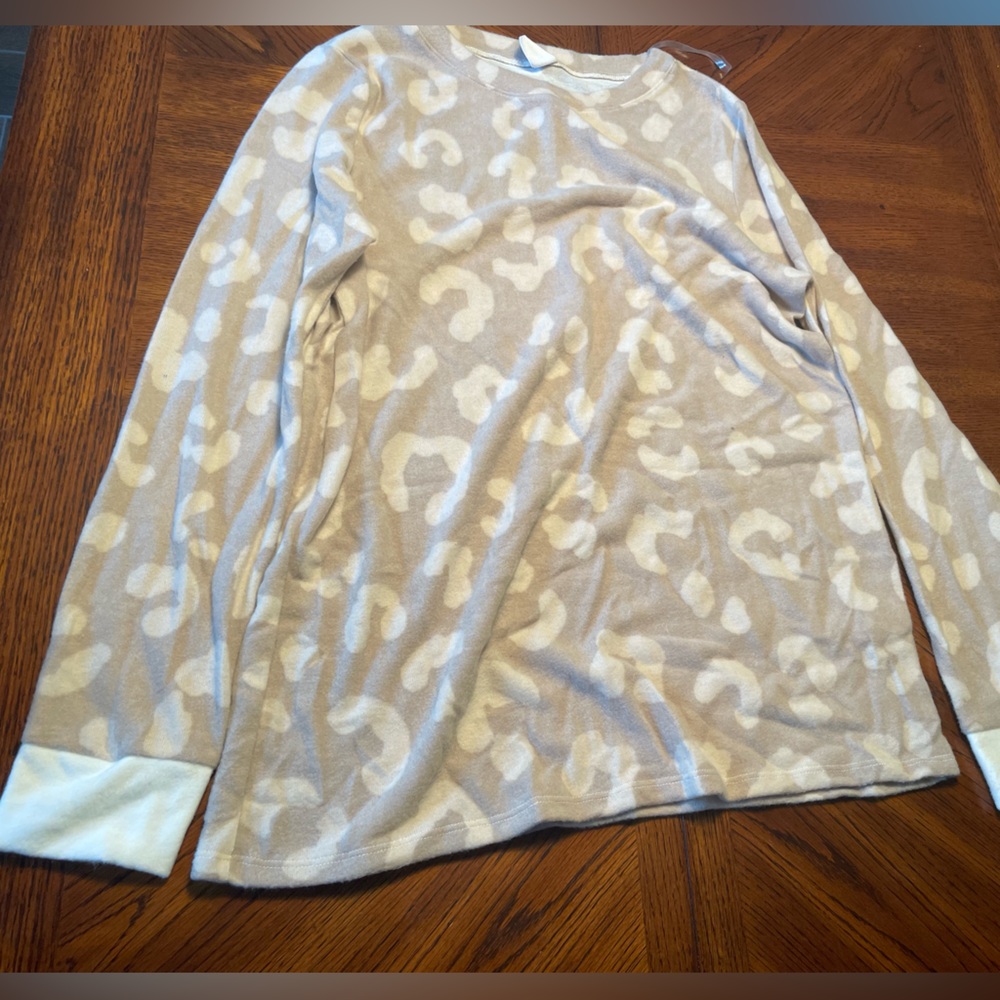 Soft Leopard Print Sweater